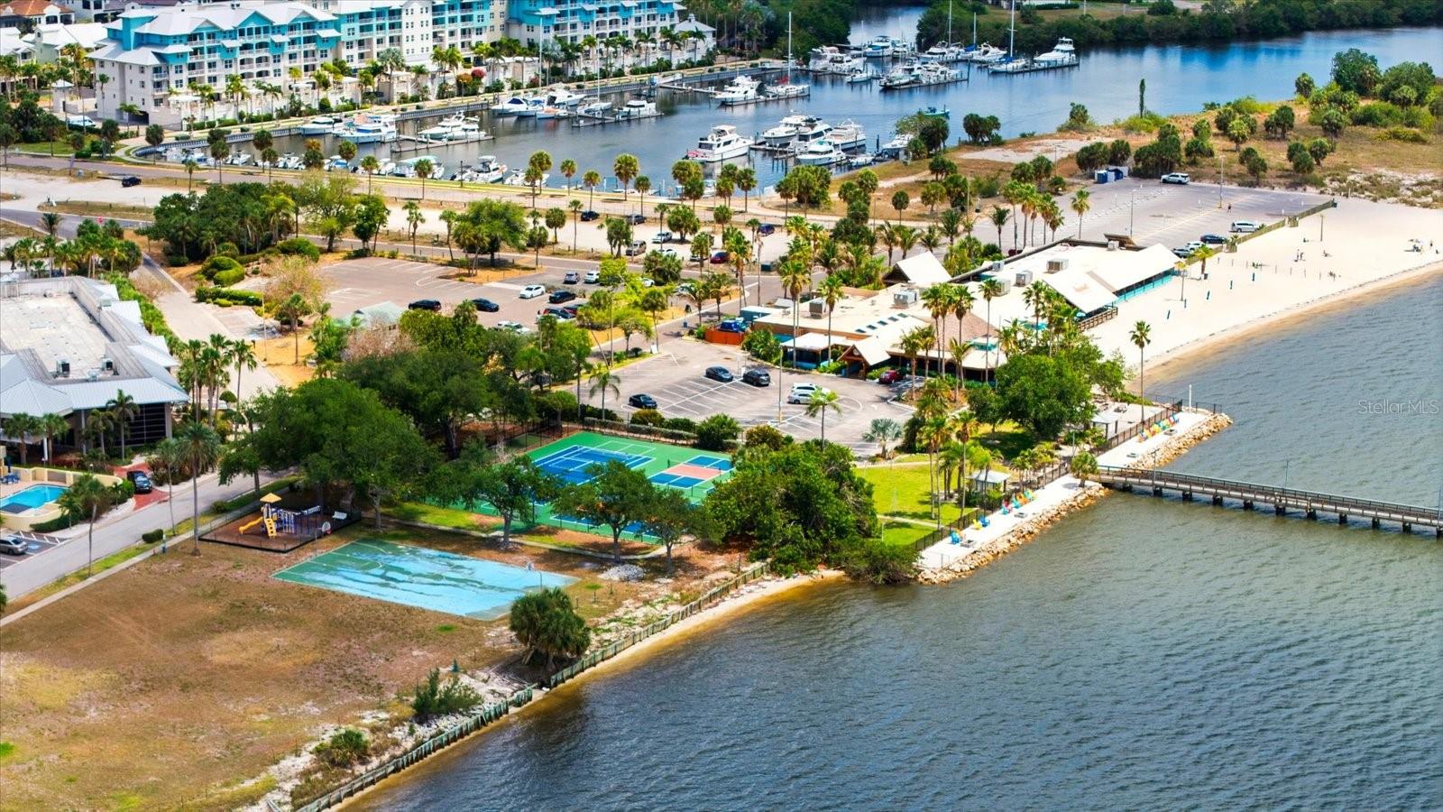 818 BAHIA DEL SOL DR #28, RUSKIN, FL, 33570