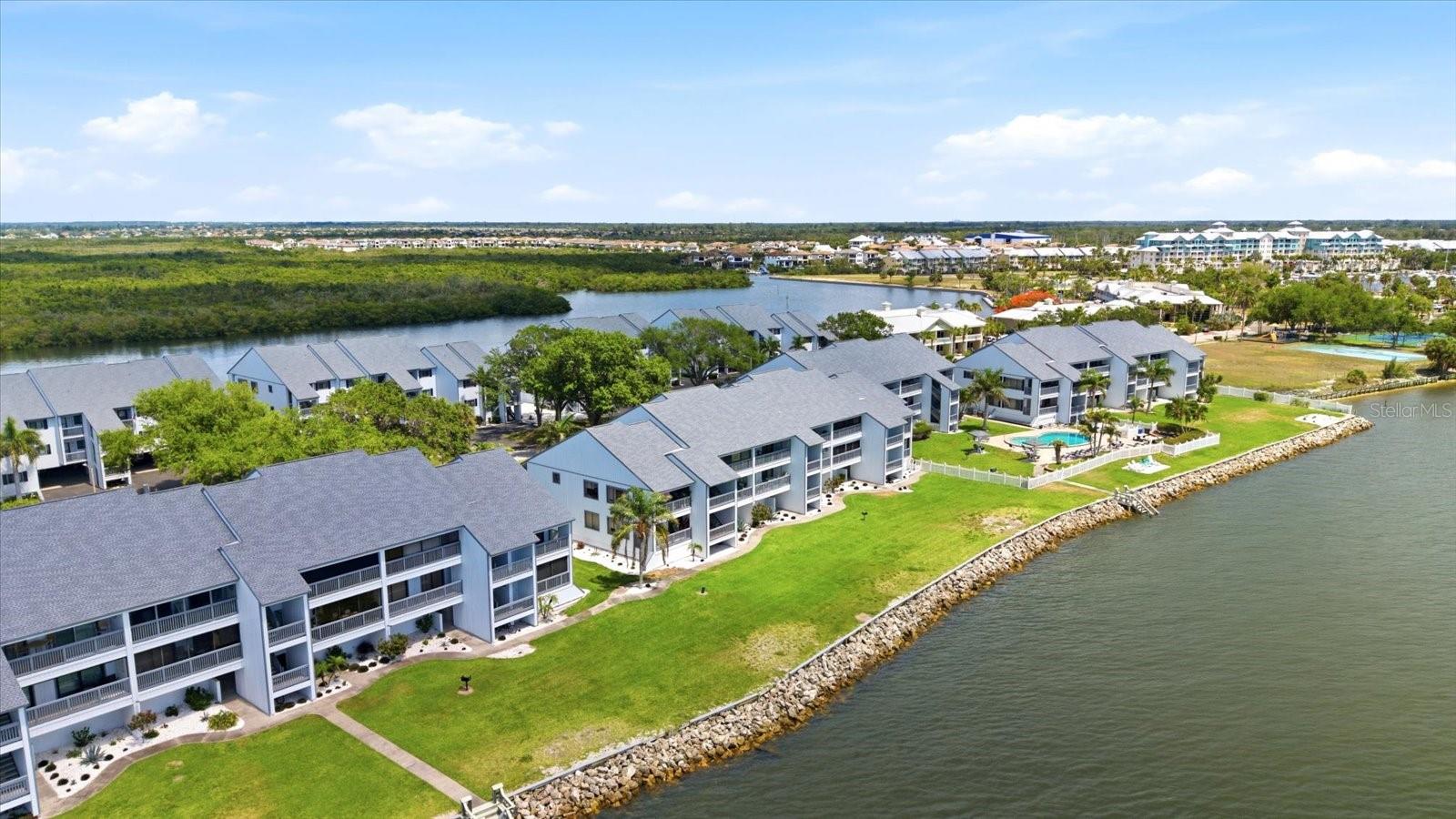 818 BAHIA DEL SOL DR #28, RUSKIN, FL, 33570