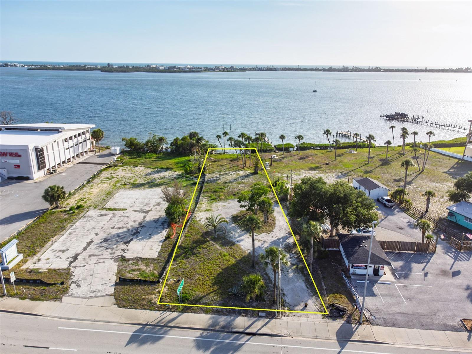 1144 S MCCALL RD, ENGLEWOOD, FL, 34223