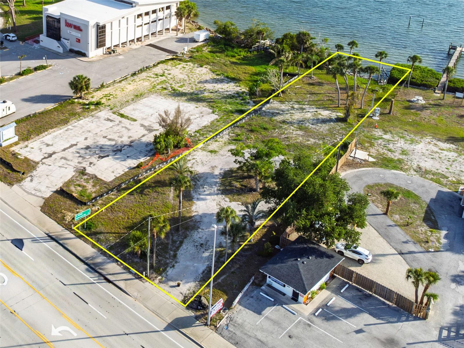 1144 S MCCALL RD, ENGLEWOOD, FL, 34223