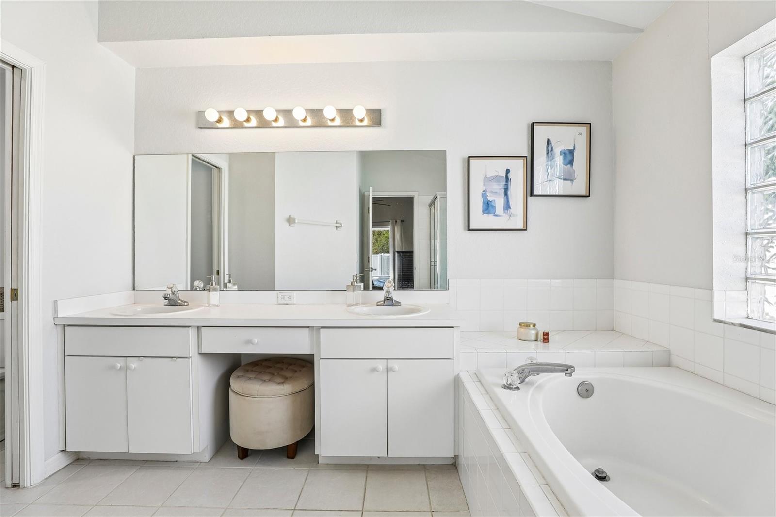 1210 WATERFORD DR, LAKELAND, FL, 33803