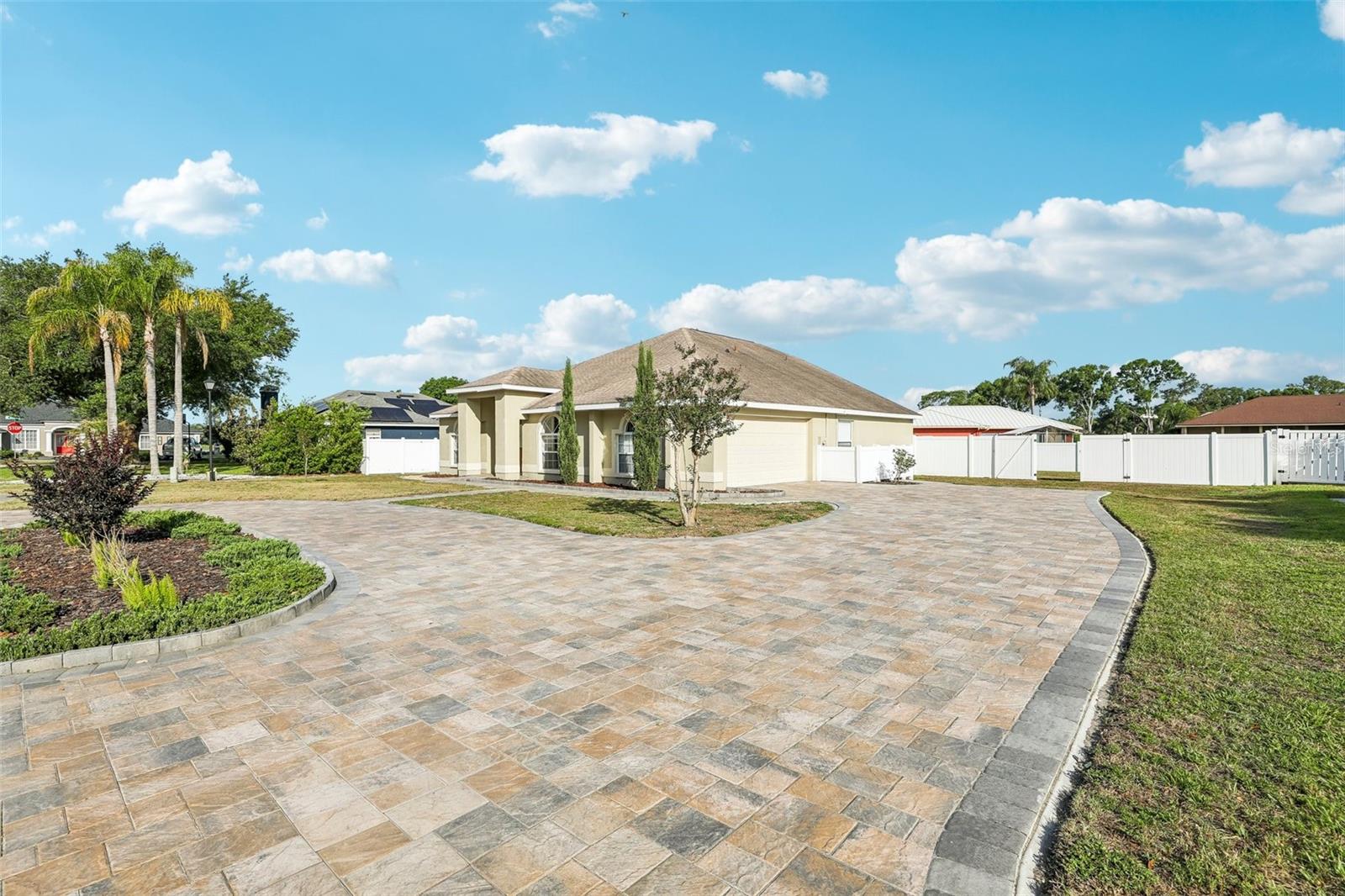 1210 WATERFORD DR, LAKELAND, FL, 33803