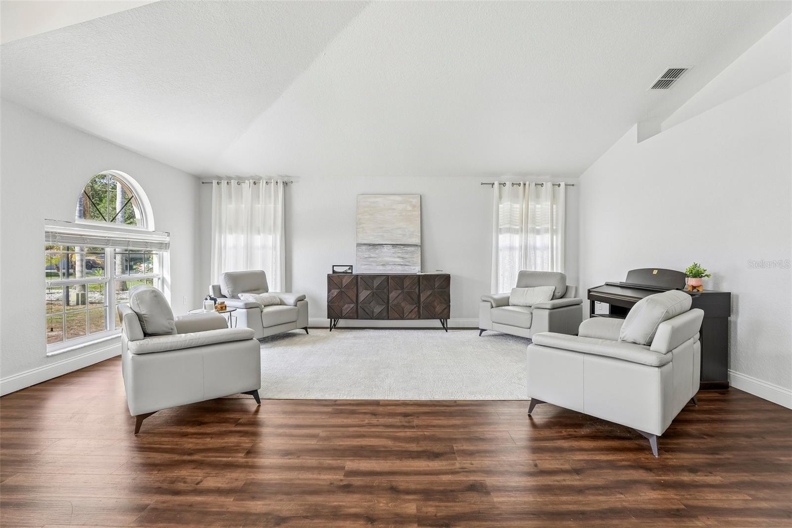 1210 WATERFORD DR, LAKELAND, FL, 33803