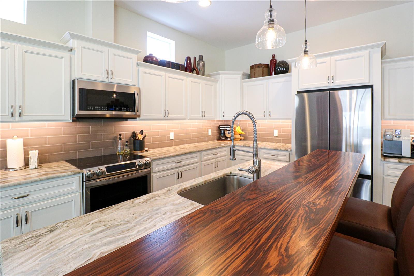 6308 S CLARK AVE, TAMPA, FL, 33616