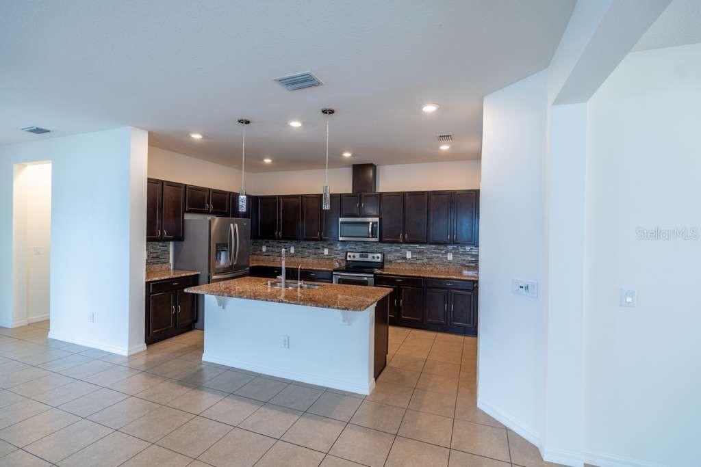 11517 PALMETTO SANDS CT, TAMPA, FL, 33626