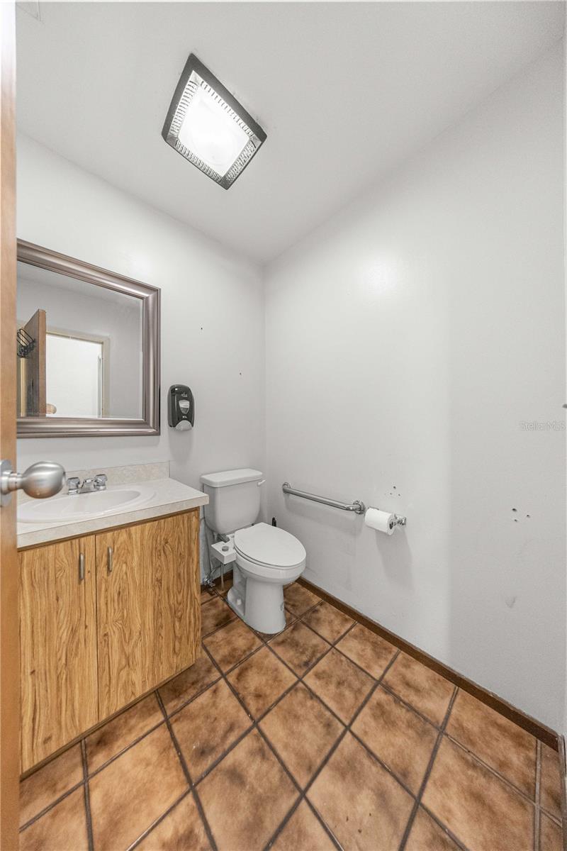 3101 SW COLLEGE RD #200/204, OCALA, FL, 34474