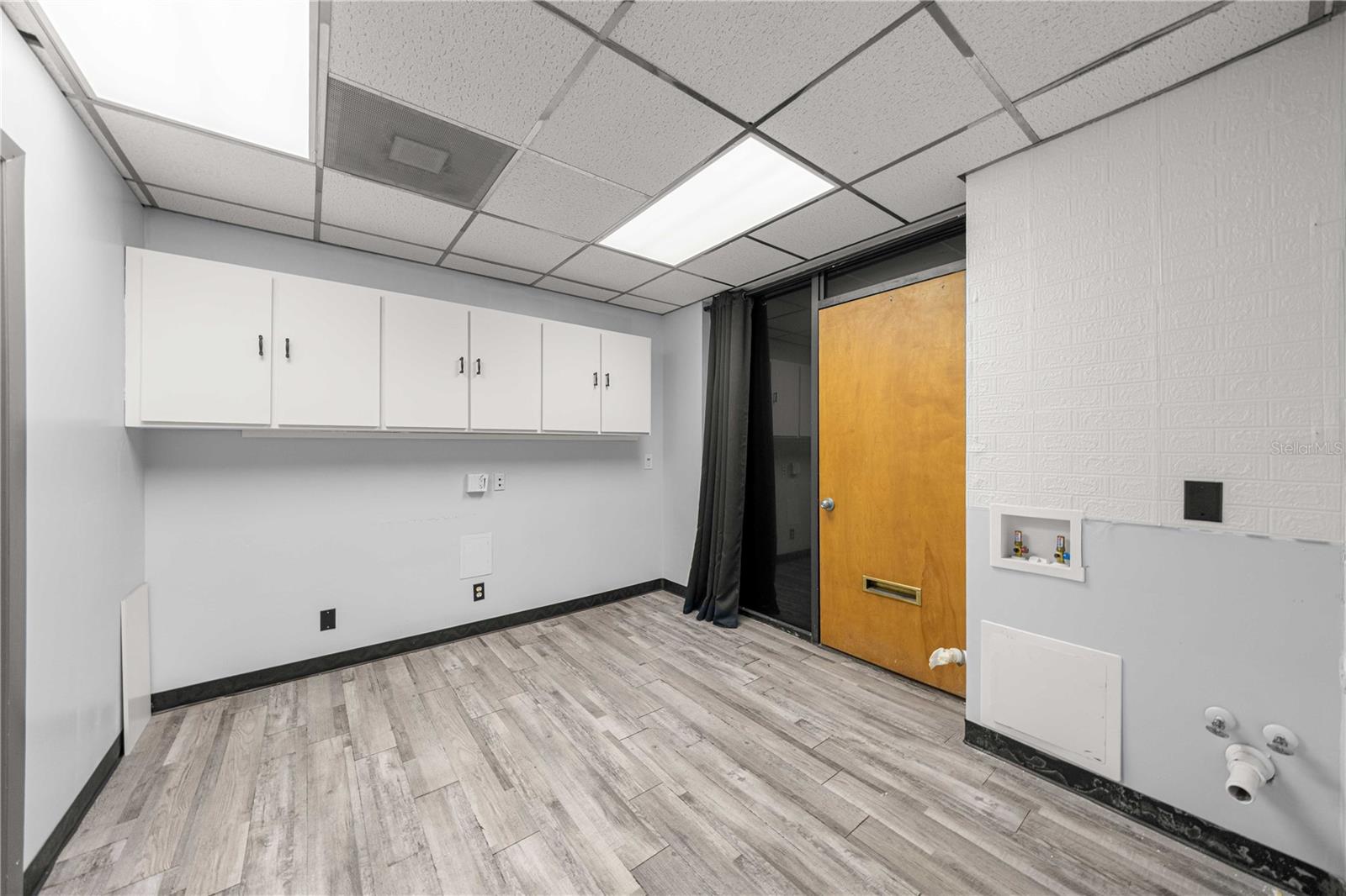 3101 SW COLLEGE RD #200/204, OCALA, FL, 34474