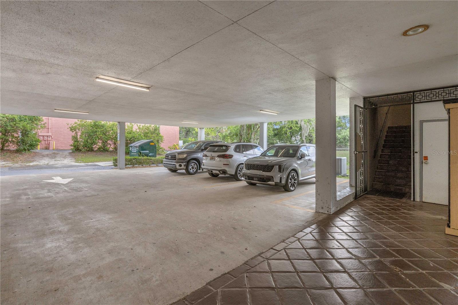 3101 SW COLLEGE RD #200/204, OCALA, FL, 34474