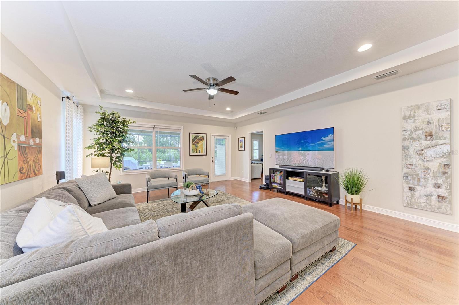 11960 FOREST PARK CIR, BRADENTON, FL, 34211