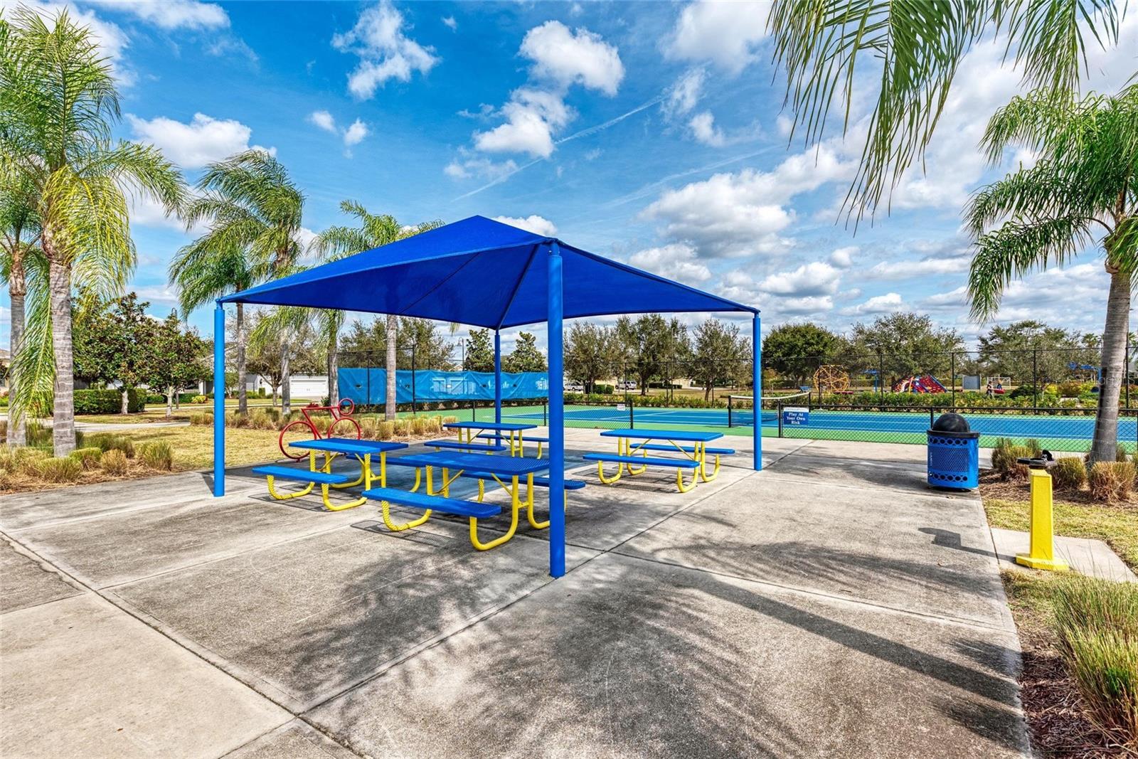 11960 FOREST PARK CIR, BRADENTON, FL, 34211