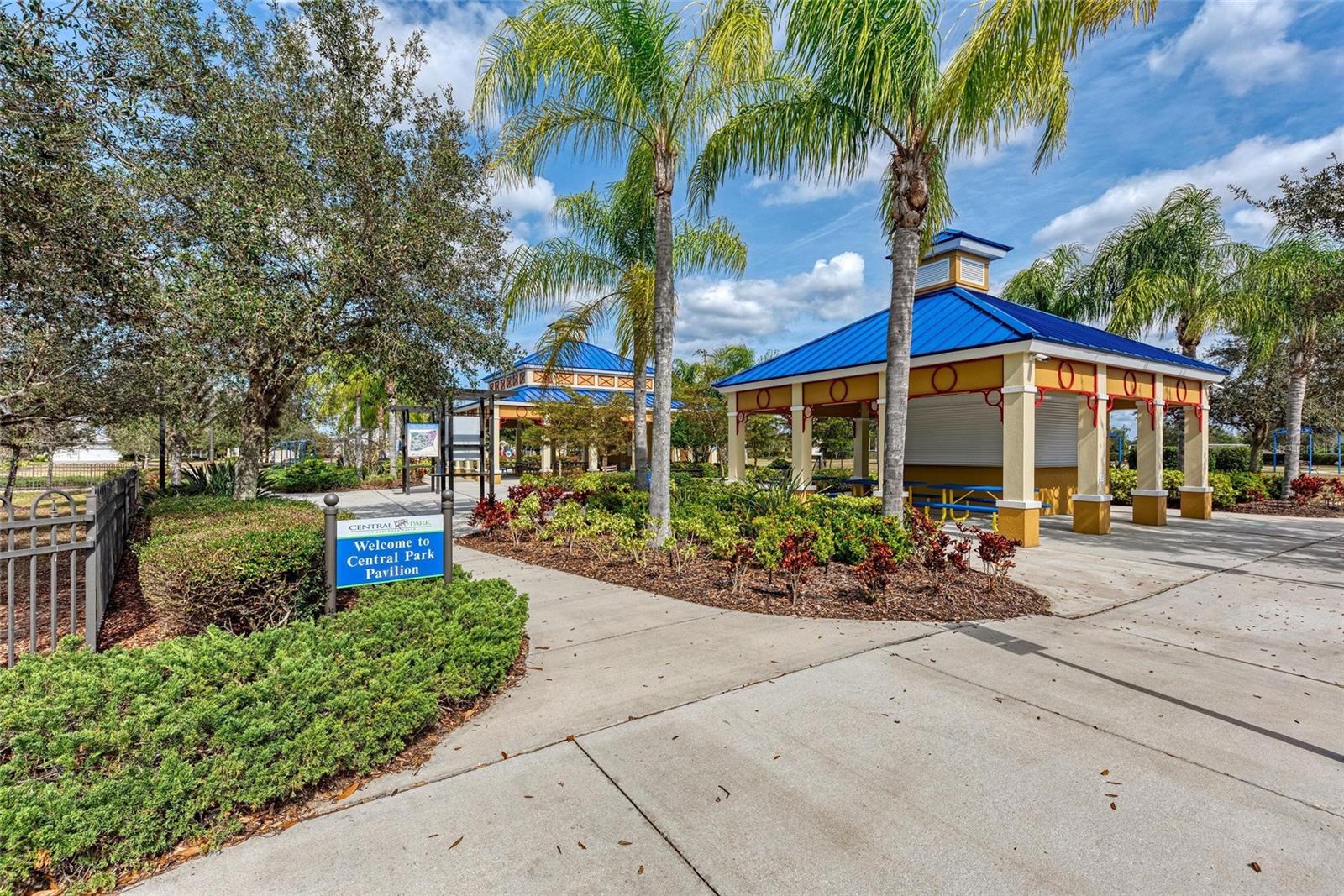 11960 FOREST PARK CIR, BRADENTON, FL, 34211