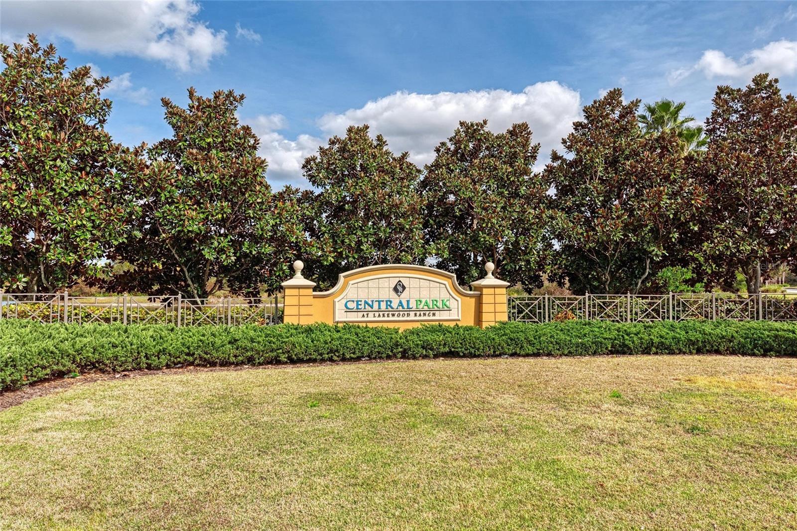 11960 FOREST PARK CIR, BRADENTON, FL, 34211