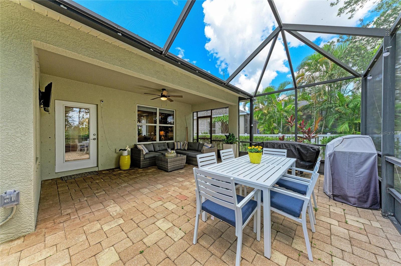11960 FOREST PARK CIR, BRADENTON, FL, 34211