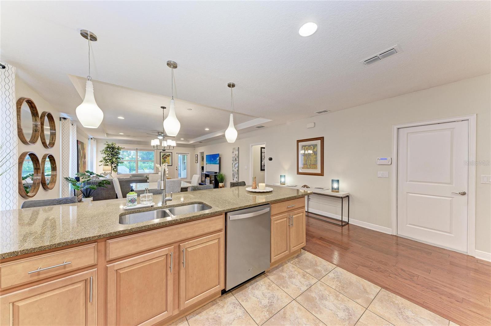 11960 FOREST PARK CIR, BRADENTON, FL, 34211