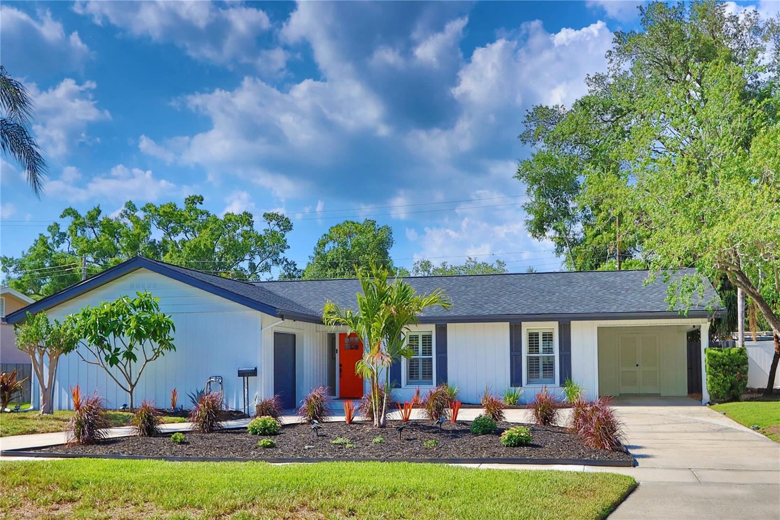 3307 NAKORA DR, TAMPA, FL, 33618