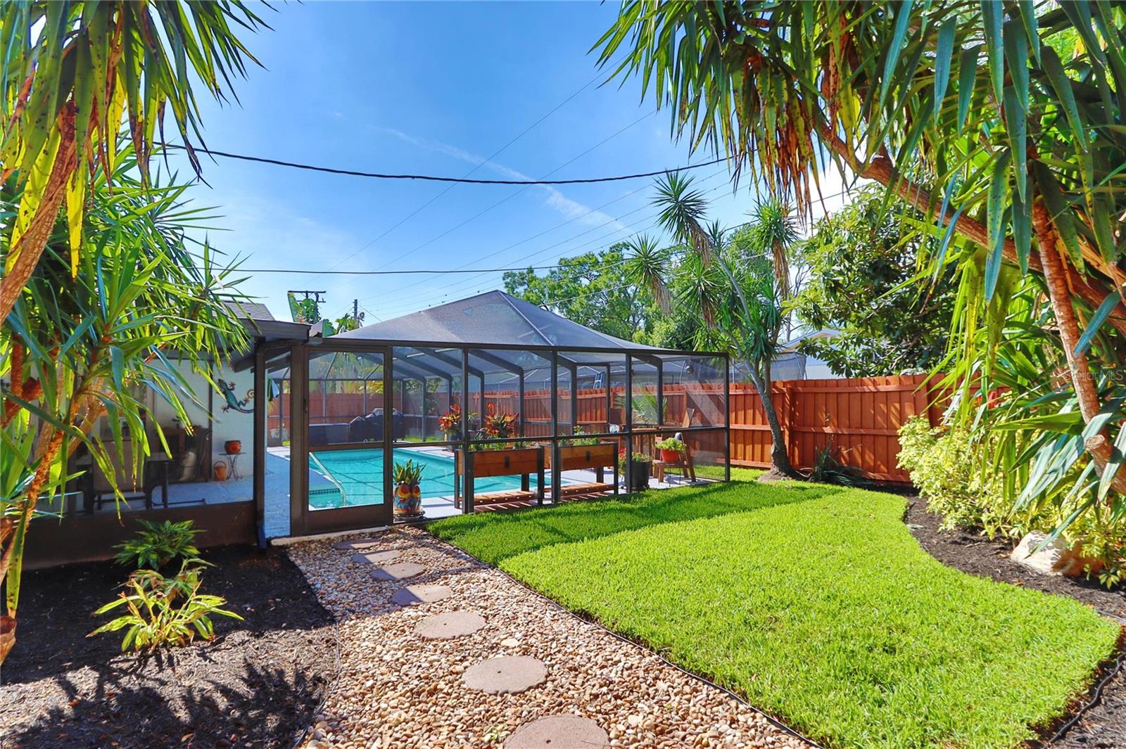 3307 NAKORA DR, TAMPA, FL, 33618