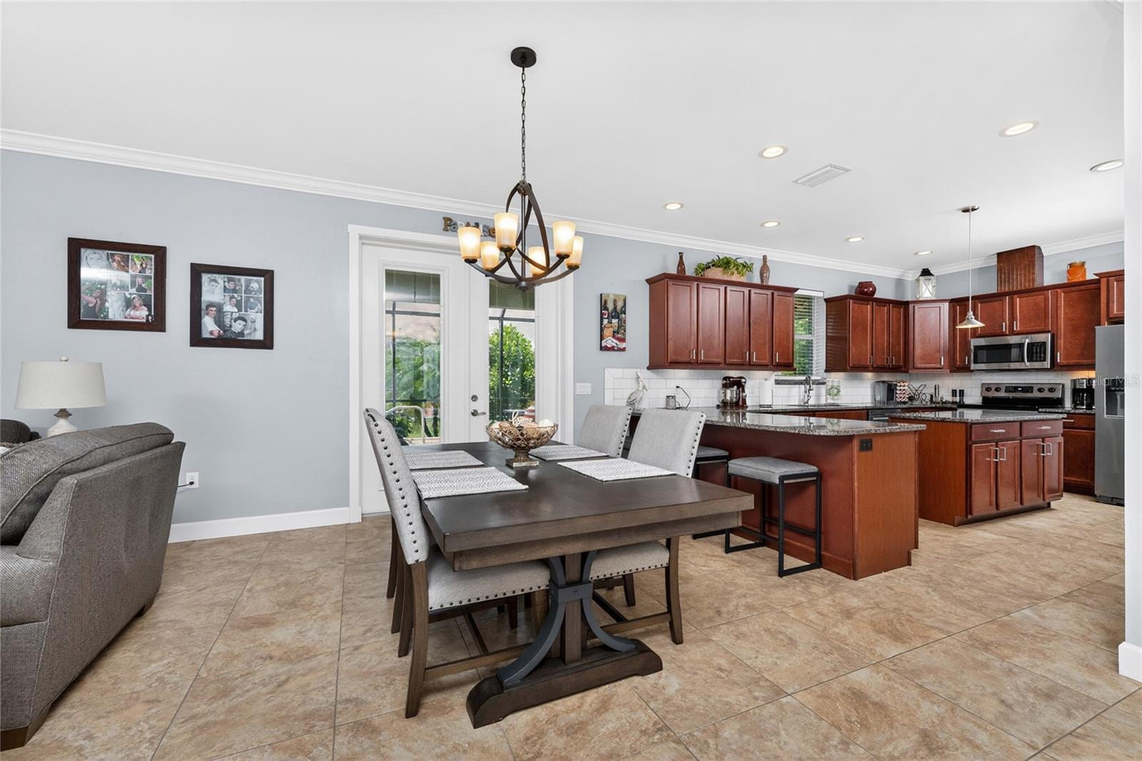 546 SANTIGUAY ST, PUNTA GORDA, FL, 33983