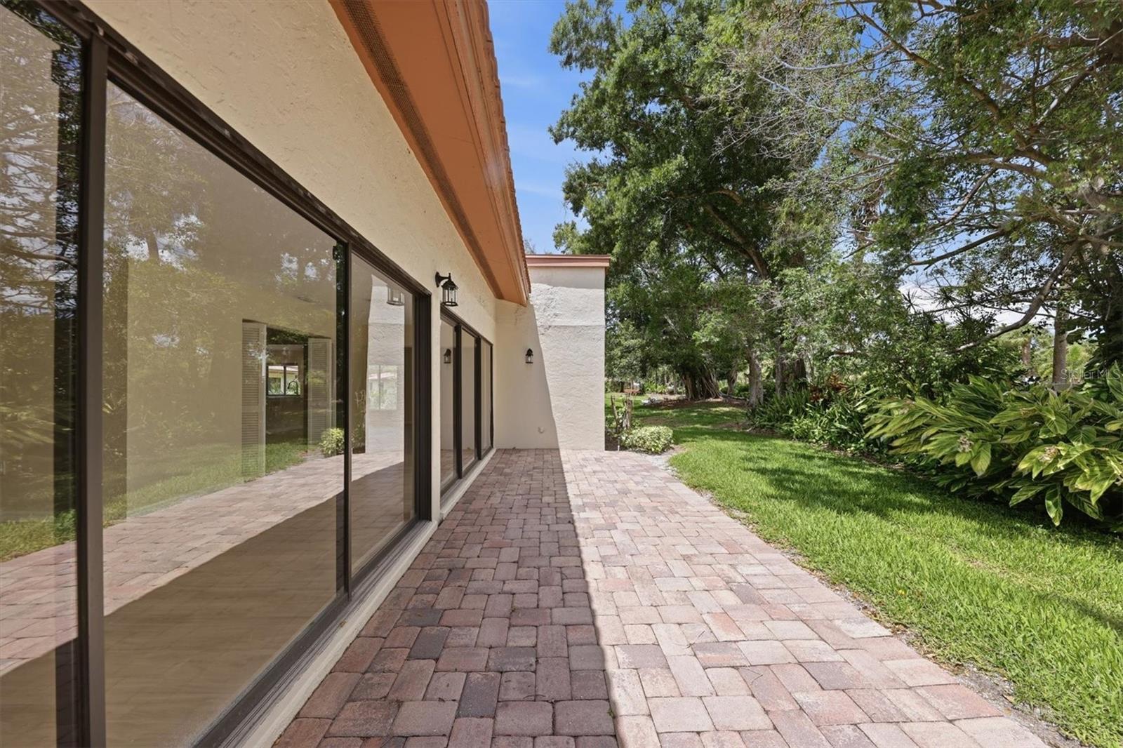 6403 PELICAN DR, BRADENTON, FL, 34210