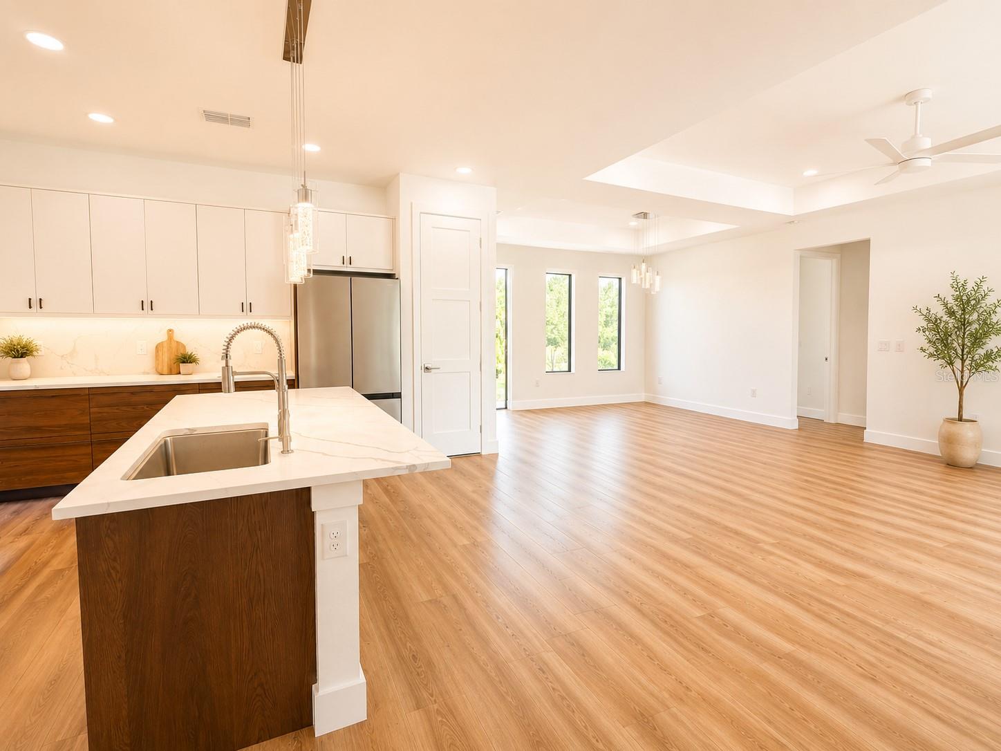 170 SALUDA TER, PORT CHARLOTTE, FL, 33953