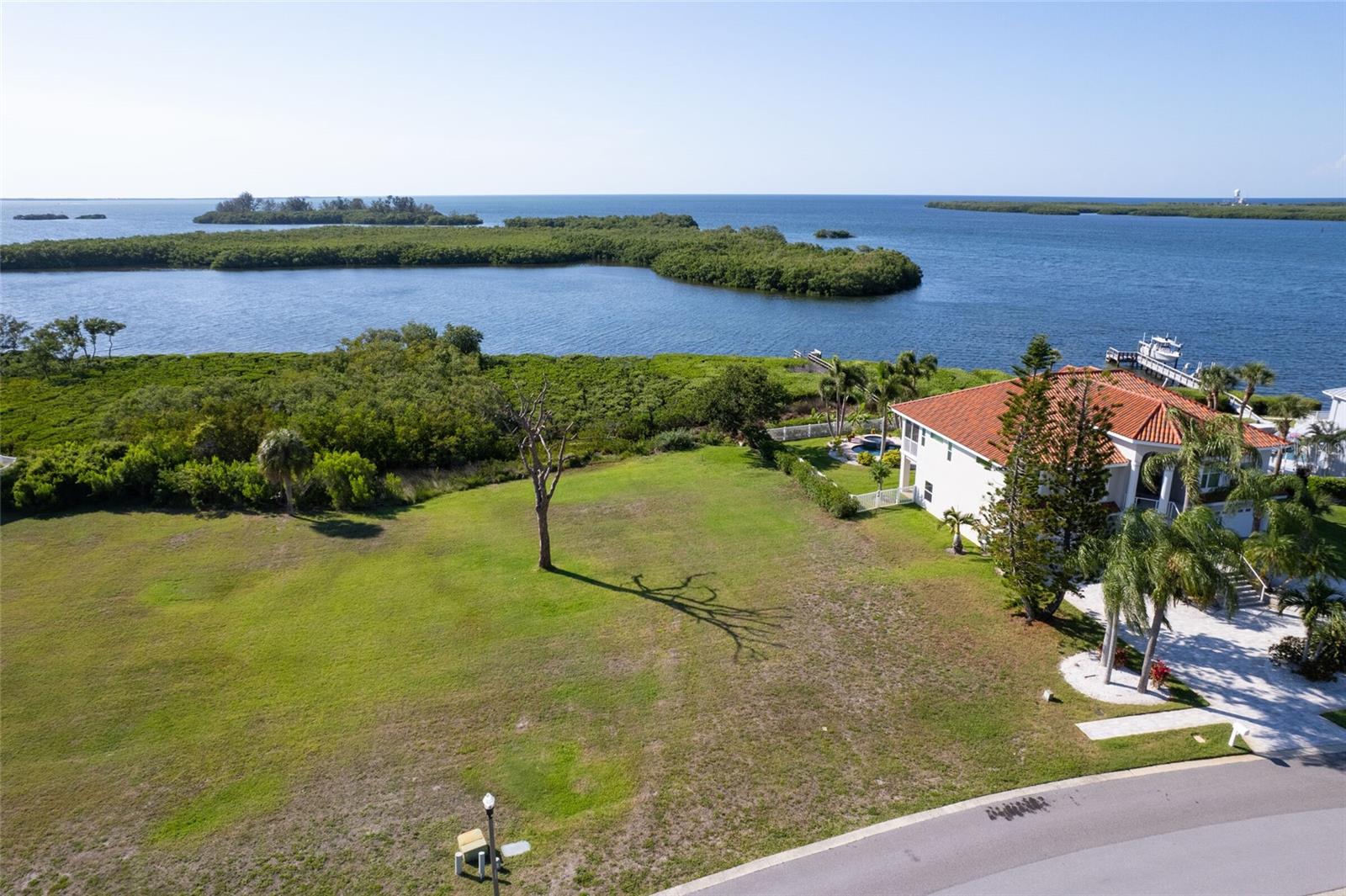 2063 N POINTE ALEXIS DR, TARPON SPRINGS, FL, 34689