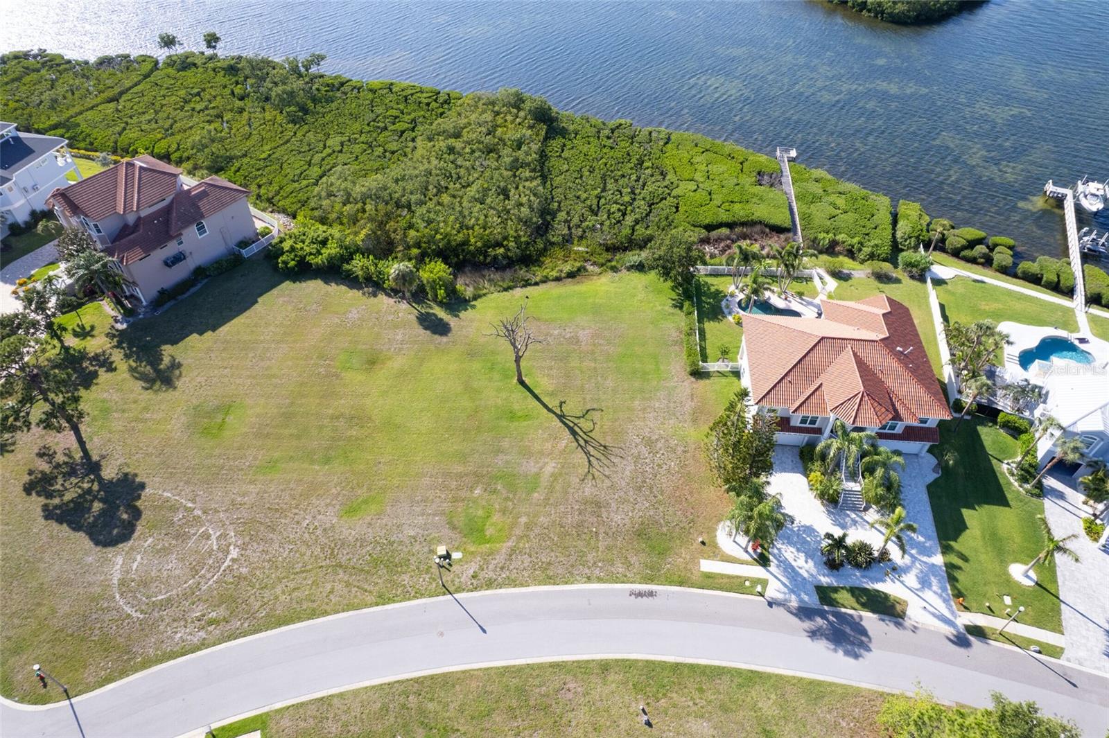 2063 N POINTE ALEXIS DR, TARPON SPRINGS, FL, 34689