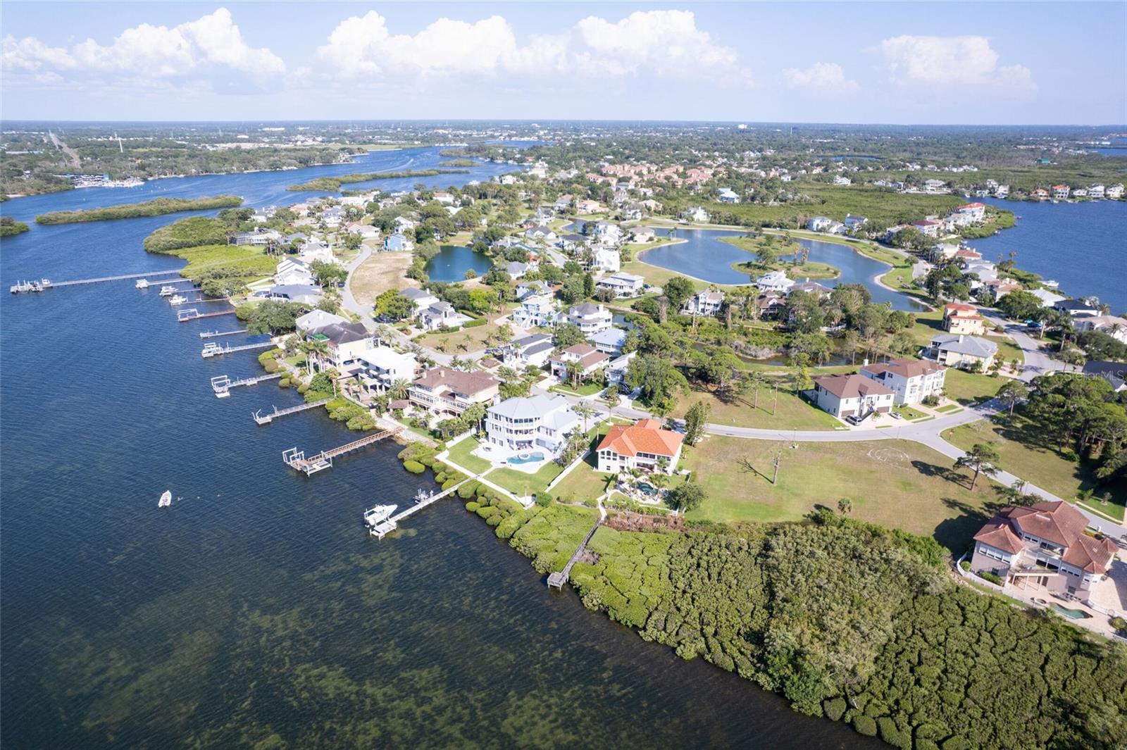 2063 N POINTE ALEXIS DR, TARPON SPRINGS, FL, 34689