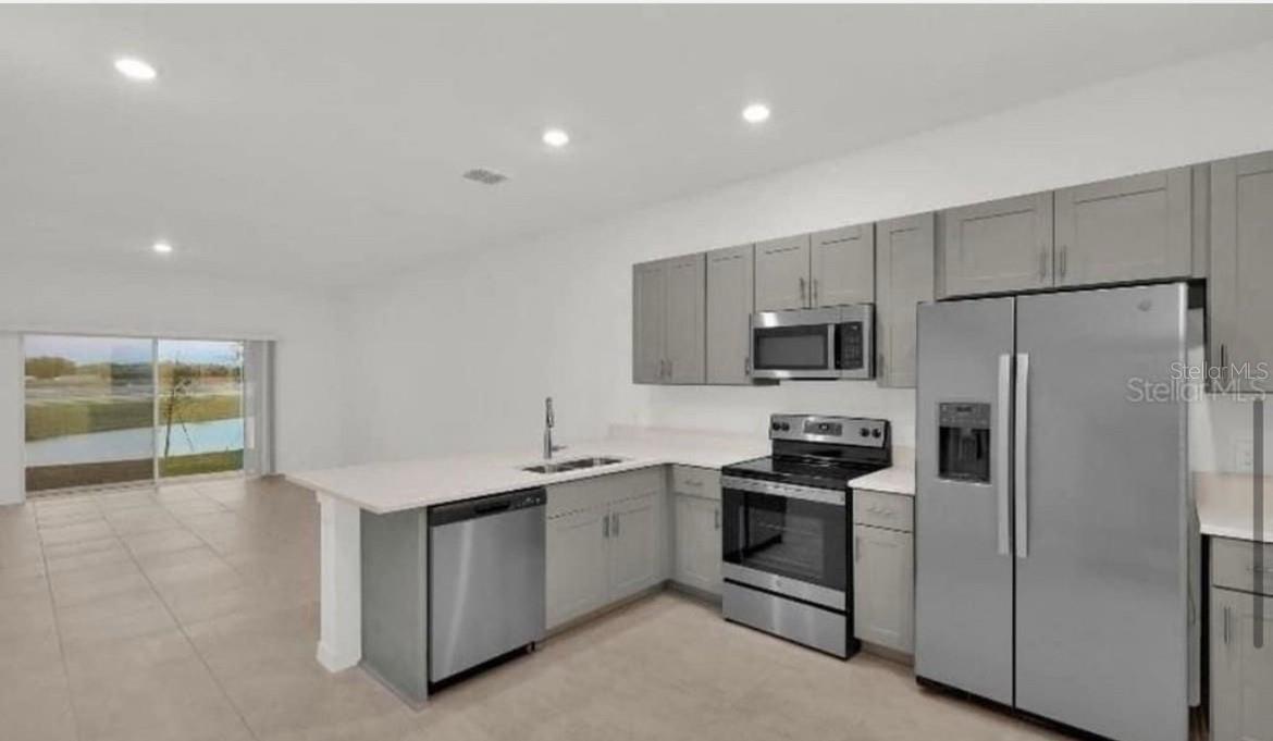 2081 VIEWFINDER ST, KISSIMMEE, FL, 34758