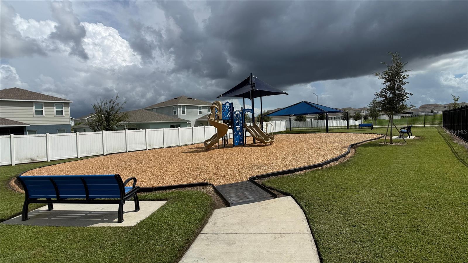 1337 CASCADE DR, DAVENPORT, FL, 33837