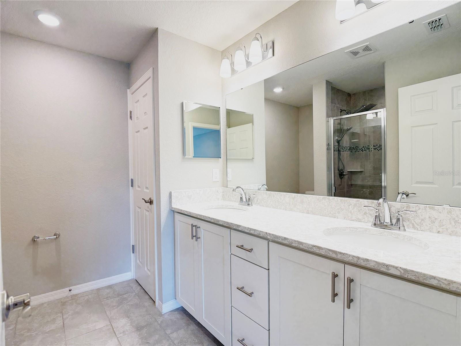 1337 CASCADE DR, DAVENPORT, FL, 33837