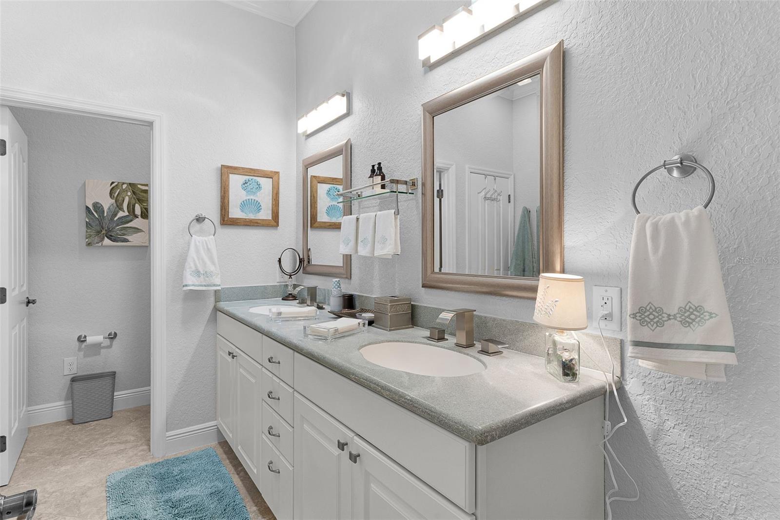 923 MOSES LOOP, THE VILLAGES, FL, 32162