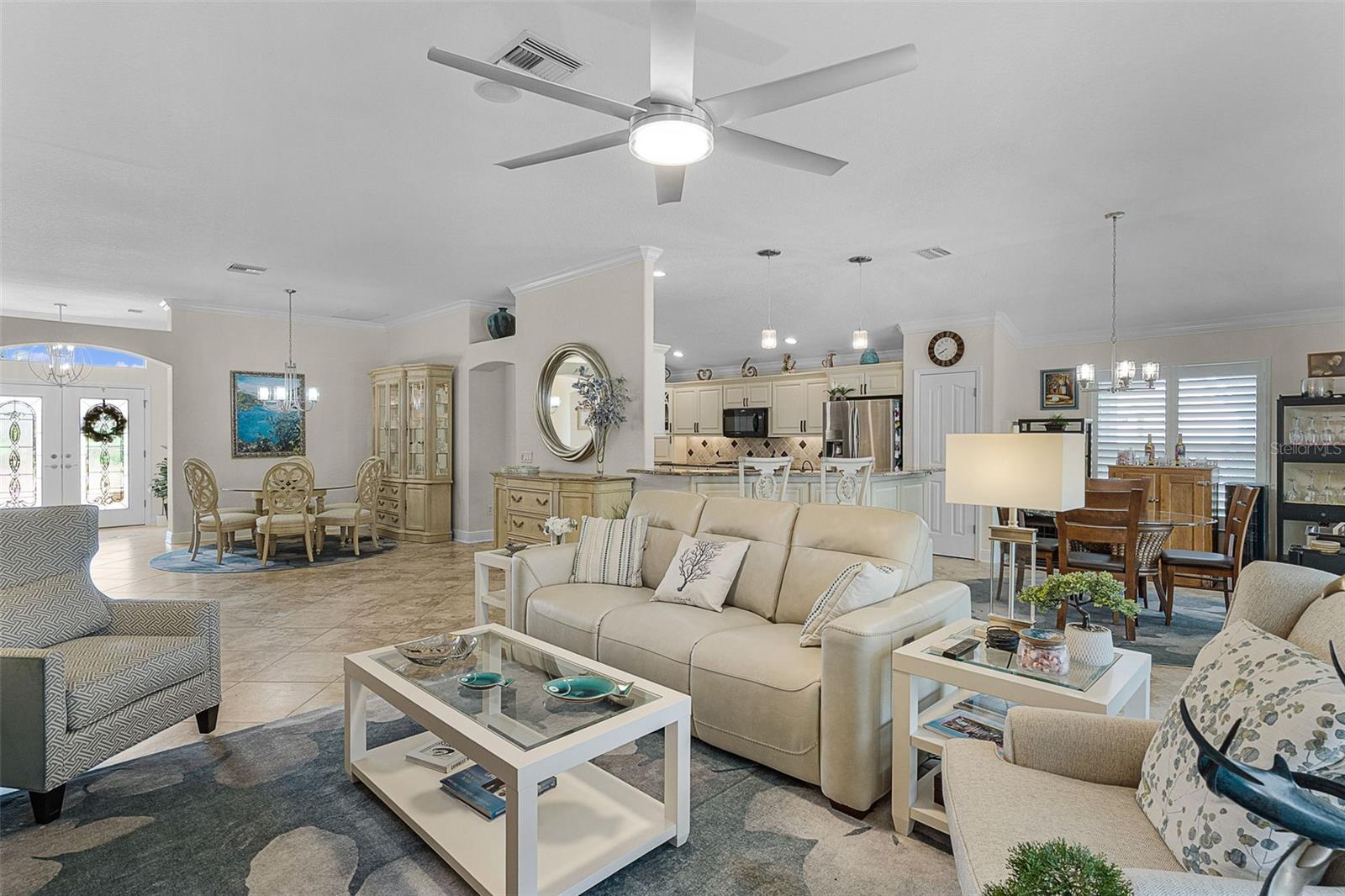 923 MOSES LOOP, THE VILLAGES, FL, 32162