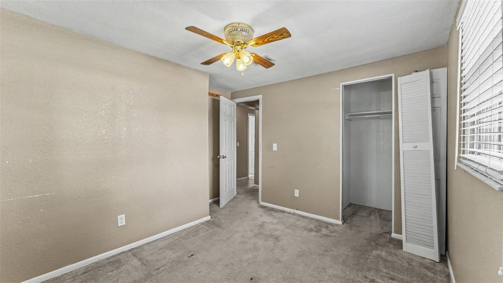 703 W ALAMO DR, LAKELAND, FL, 33813