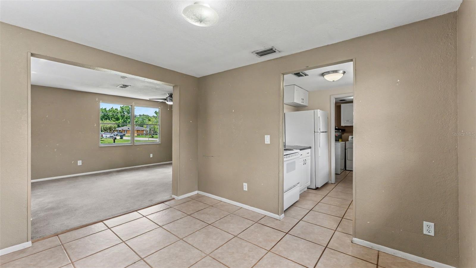 703 W ALAMO DR, LAKELAND, FL, 33813