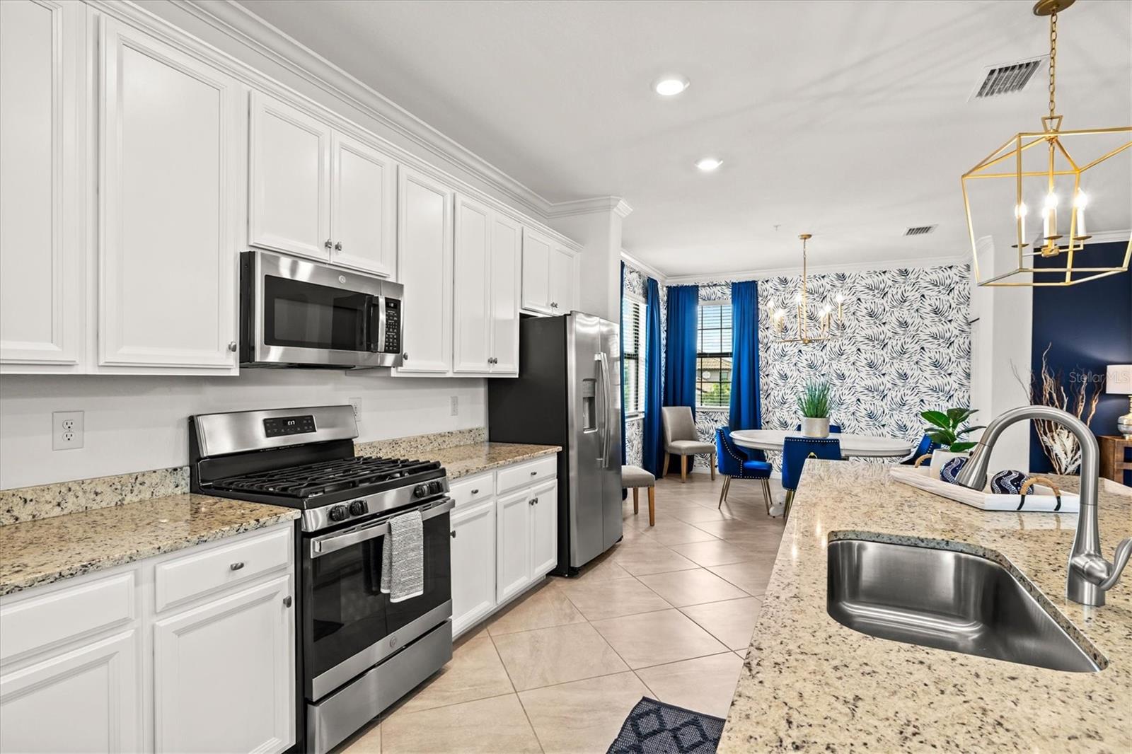 6005 WORSHAM LN #103, BRADENTON, FL, 34211