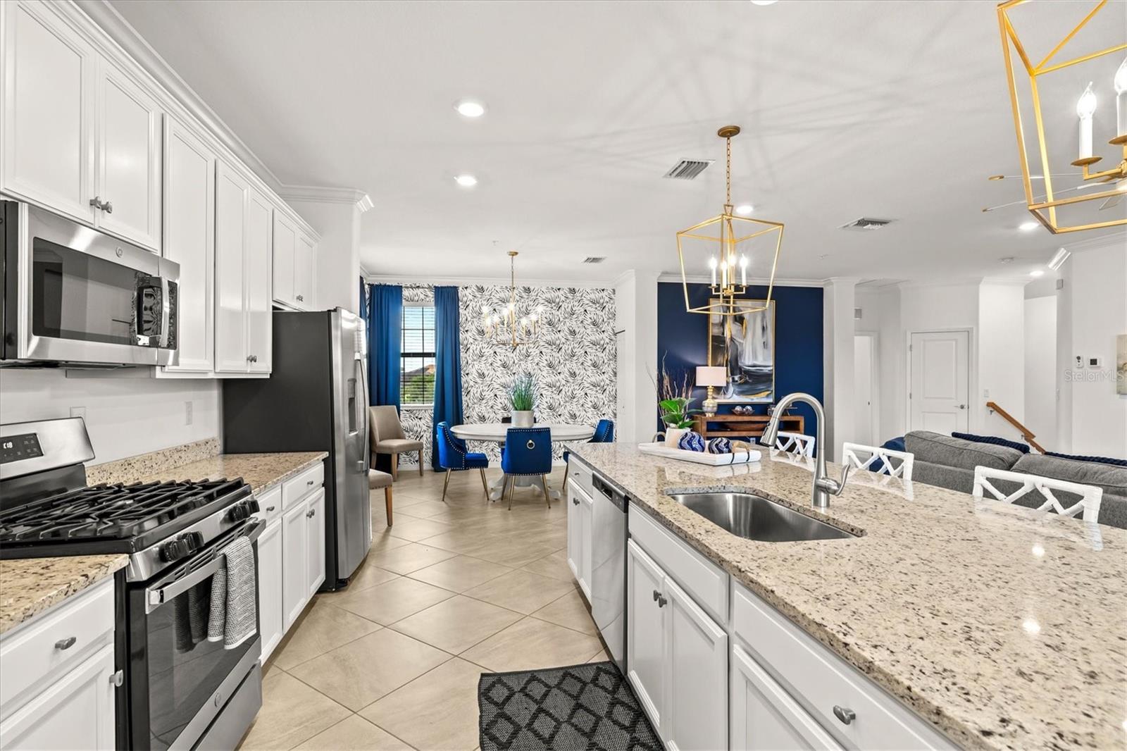 6005 WORSHAM LN #103, BRADENTON, FL, 34211