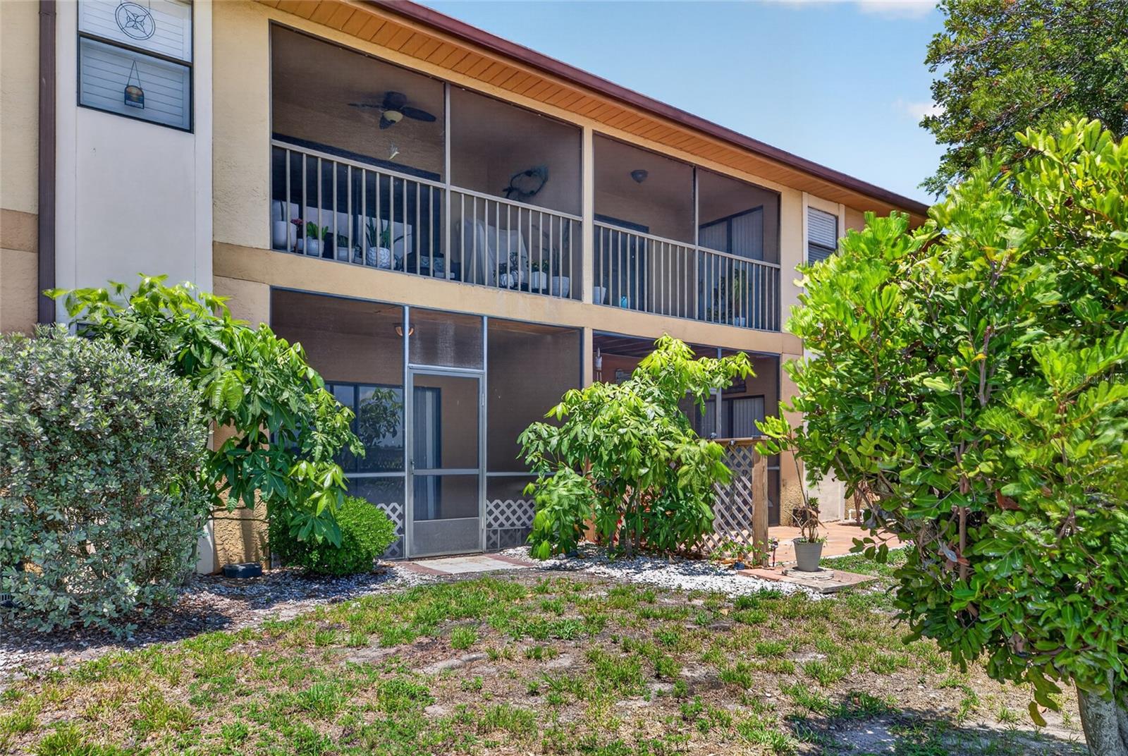 10125 SAILWINDS BLVD N #104, LARGO, FL, 33773