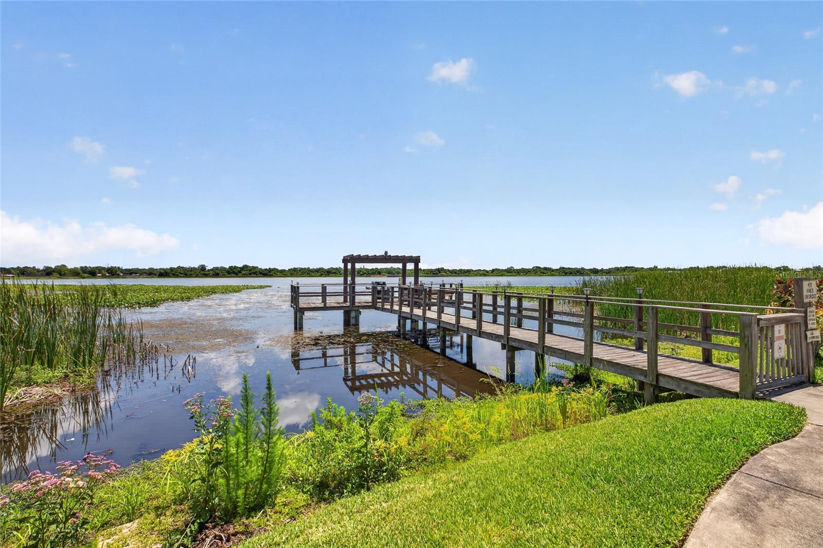 10125 SAILWINDS BLVD N #104, LARGO, FL, 33773