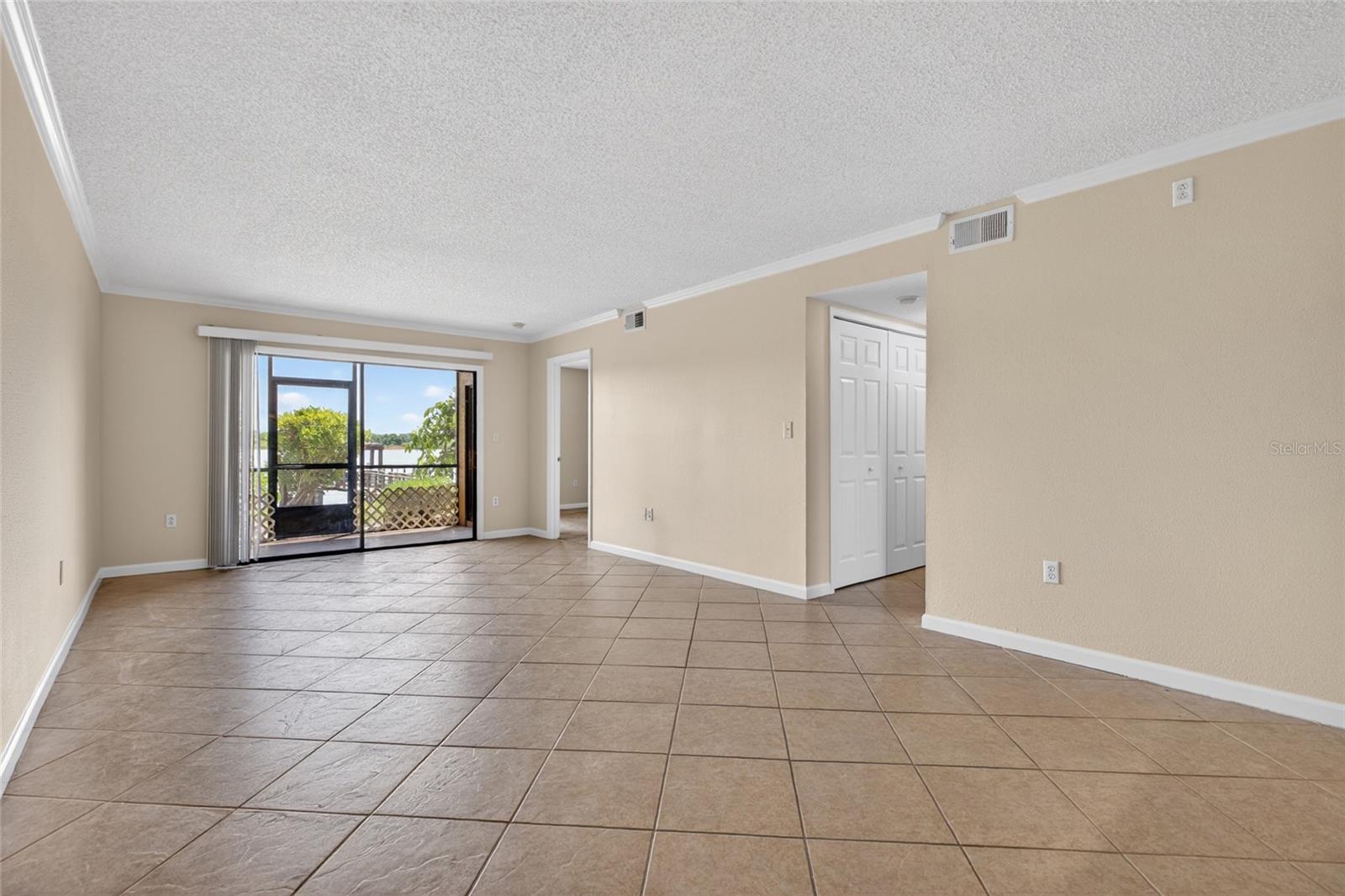 10125 SAILWINDS BLVD N #104, LARGO, FL, 33773