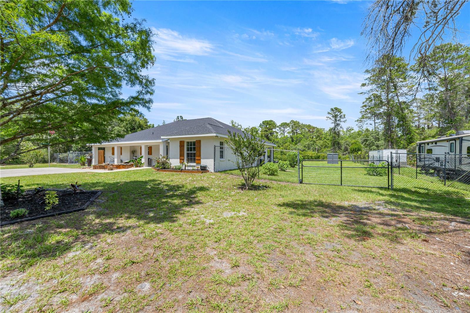 495 FISHER RD, OCKLAWAHA, FL, 32179