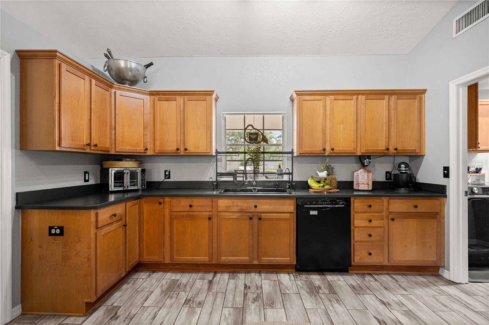495 FISHER RD, OCKLAWAHA, FL, 32179