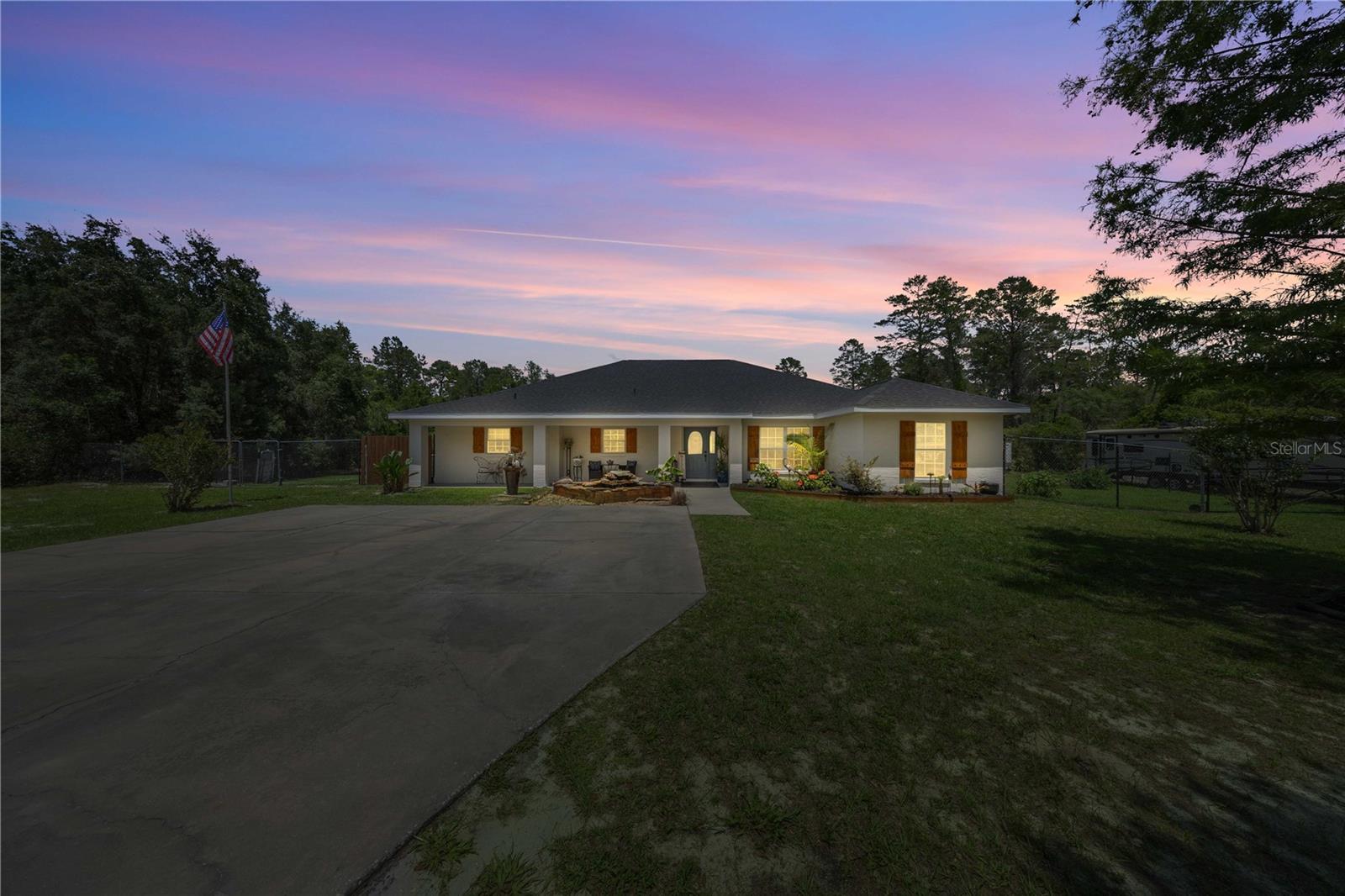 495 FISHER RD, OCKLAWAHA, FL, 32179