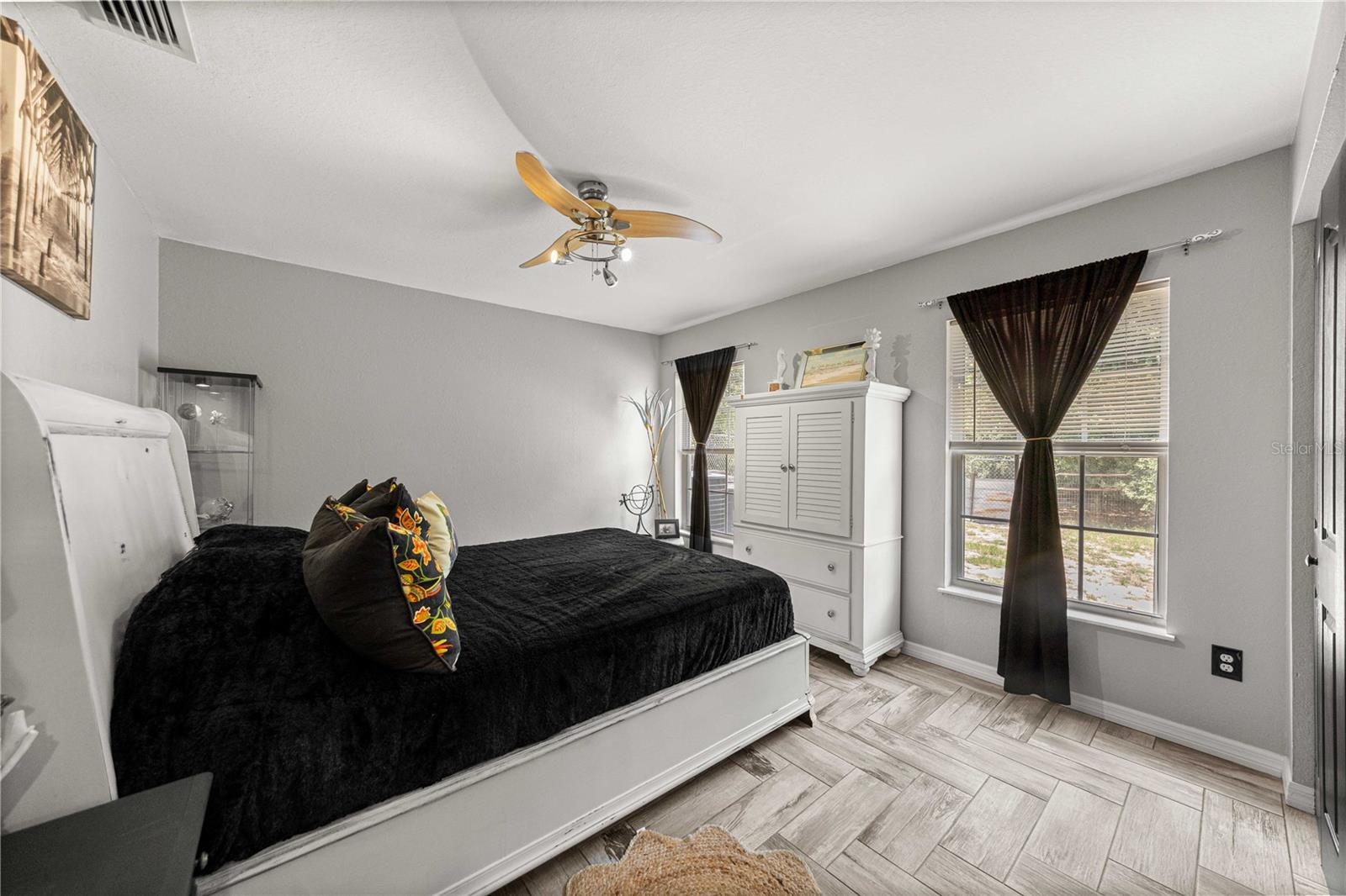 495 FISHER RD, OCKLAWAHA, FL, 32179