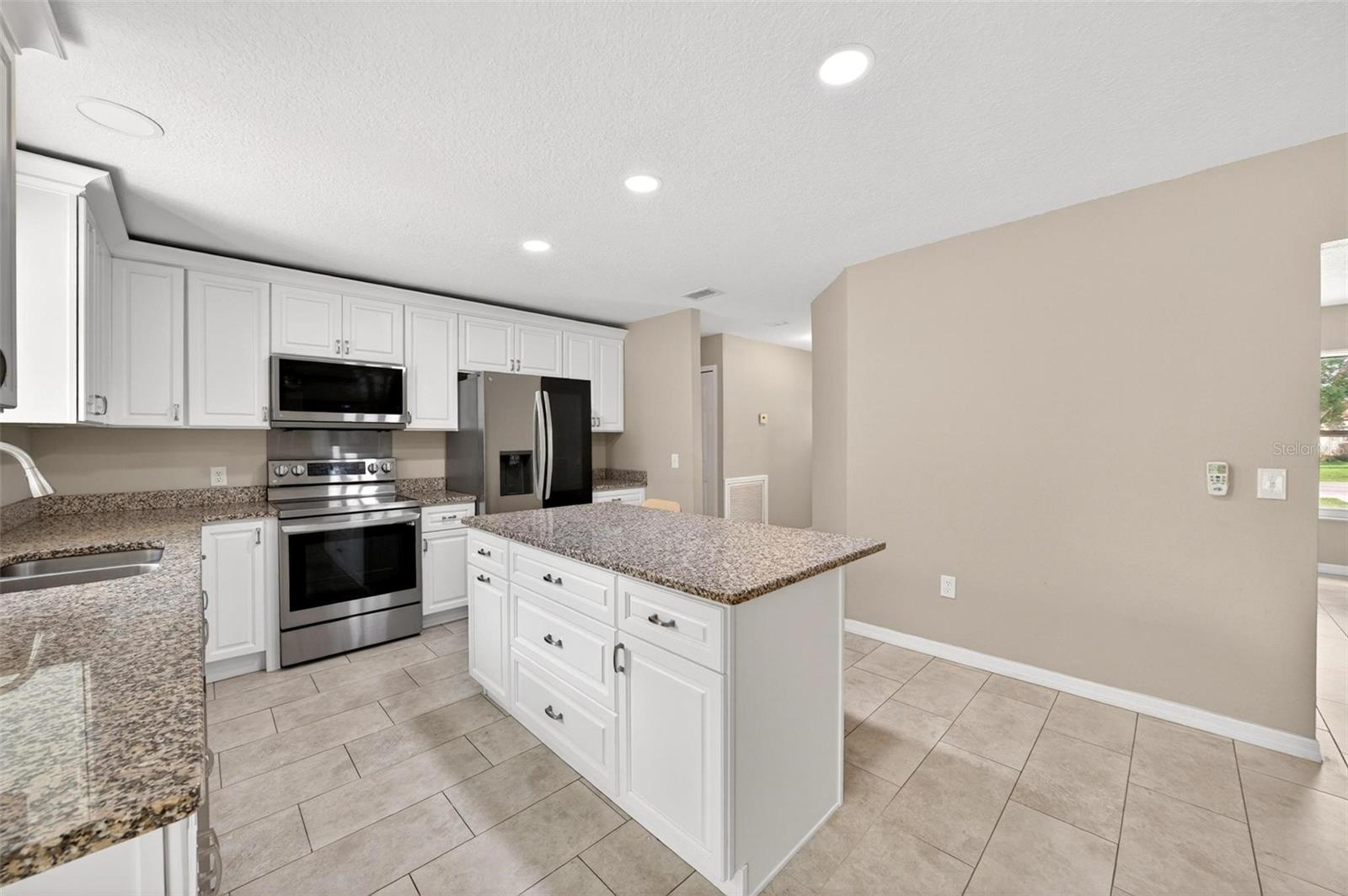 481 S TRIPLET LAKE DR, CASSELBERRY, FL, 32707