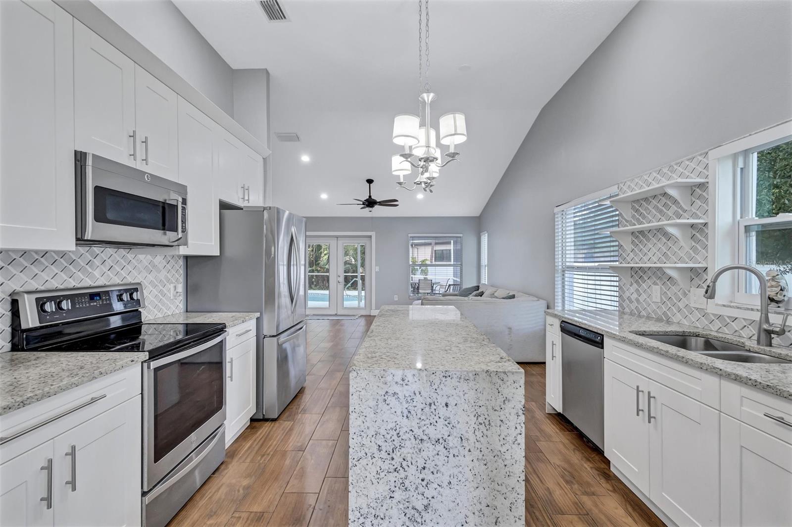 4909 6TH AVE E, BRADENTON, FL, 34208