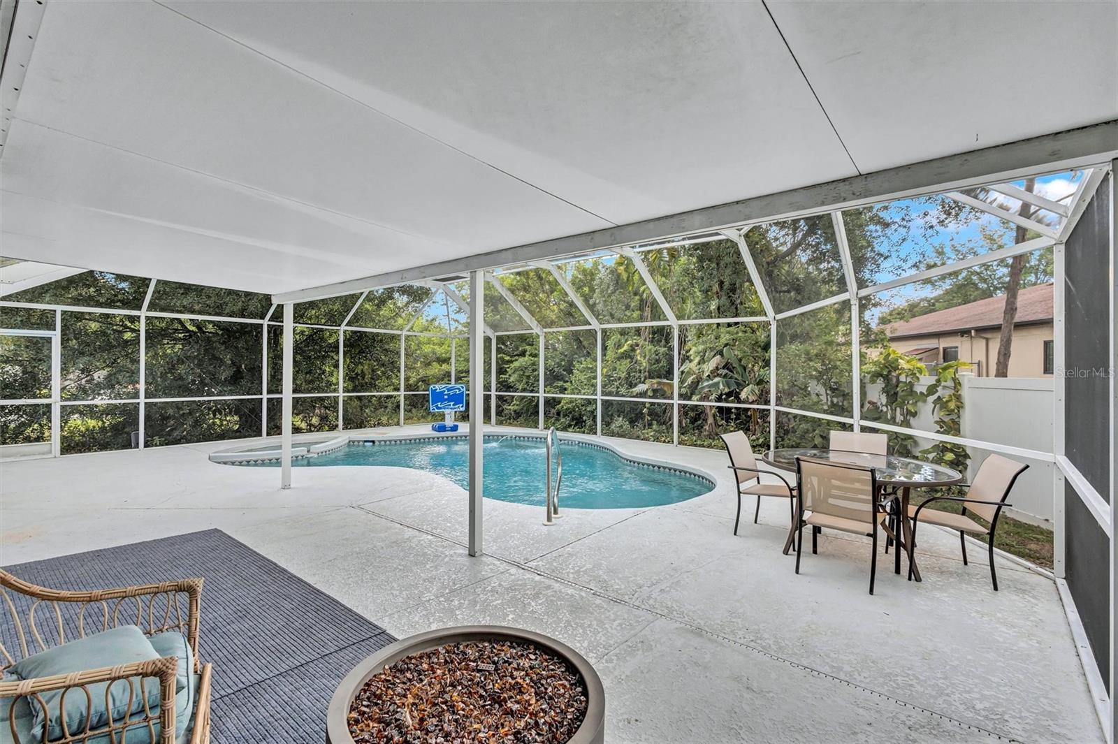 4909 6TH AVE E, BRADENTON, FL, 34208