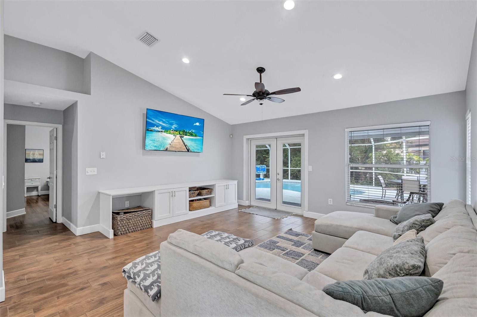 4909 6TH AVE E, BRADENTON, FL, 34208