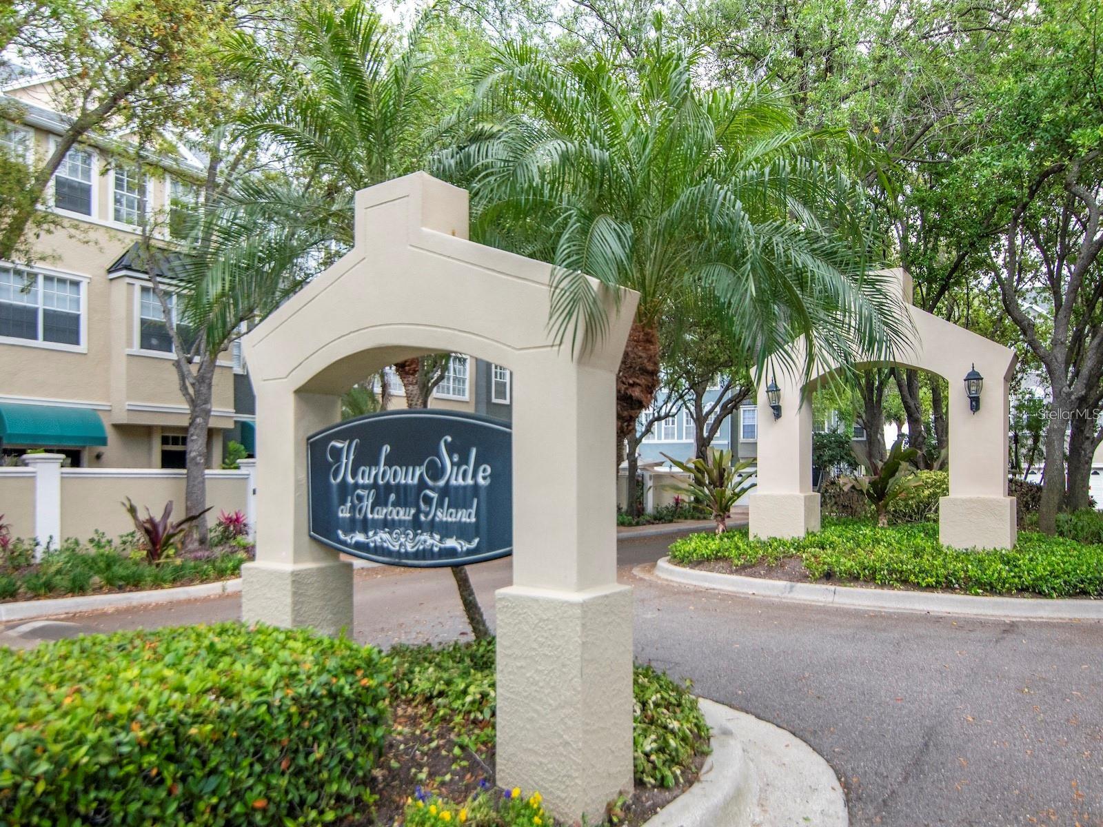 1450 HARBOUR WALK RD, TAMPA, FL, 33602