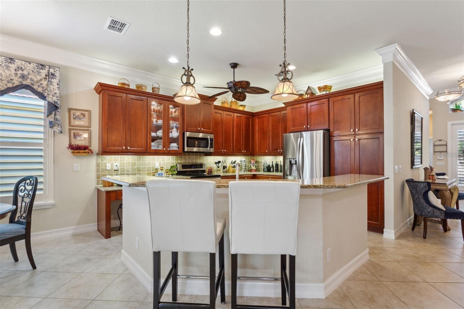 16010 GOLDEN LAKES DR, WIMAUMA, FL, 33598