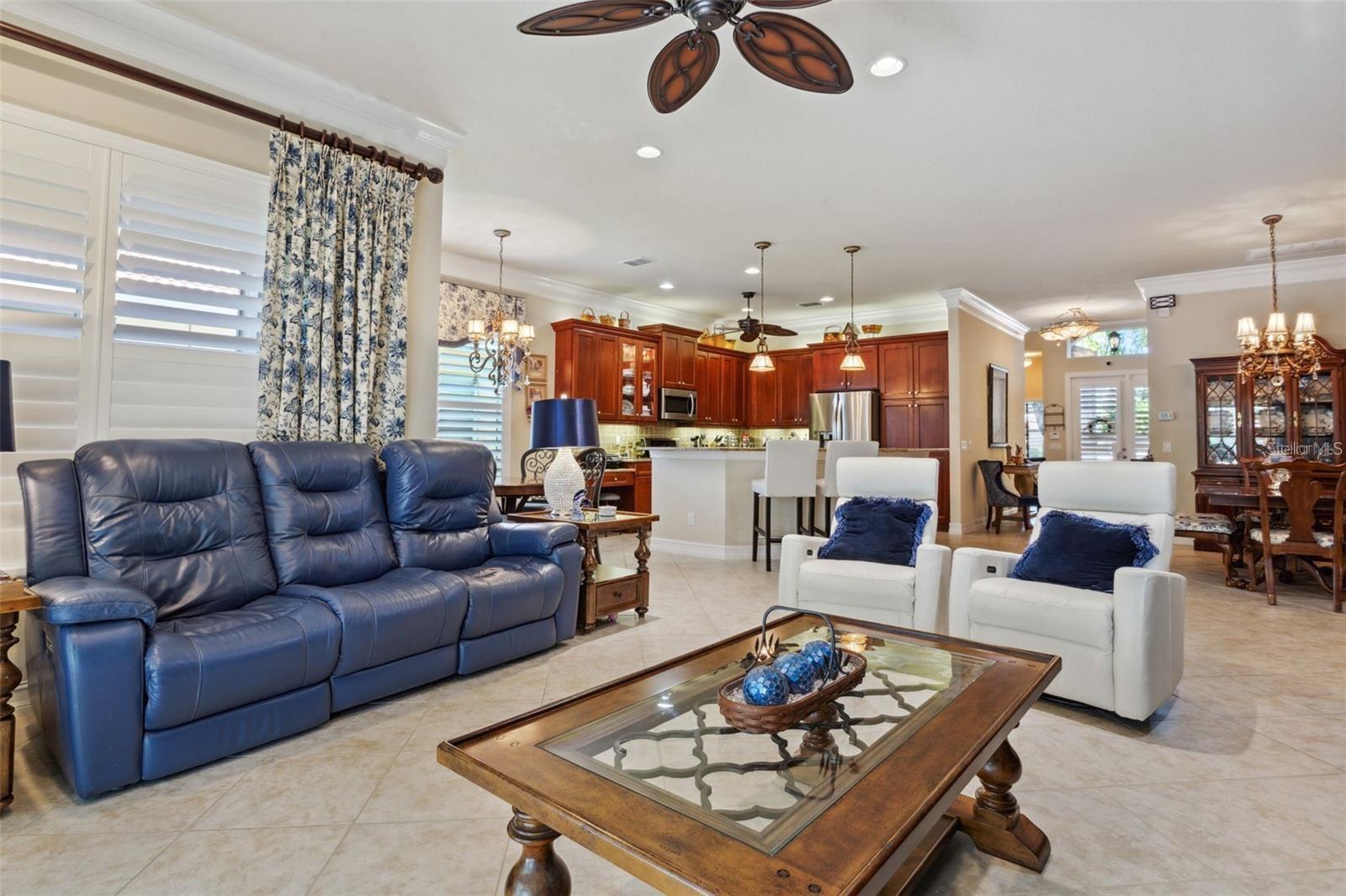 16010 GOLDEN LAKES DR, WIMAUMA, FL, 33598
