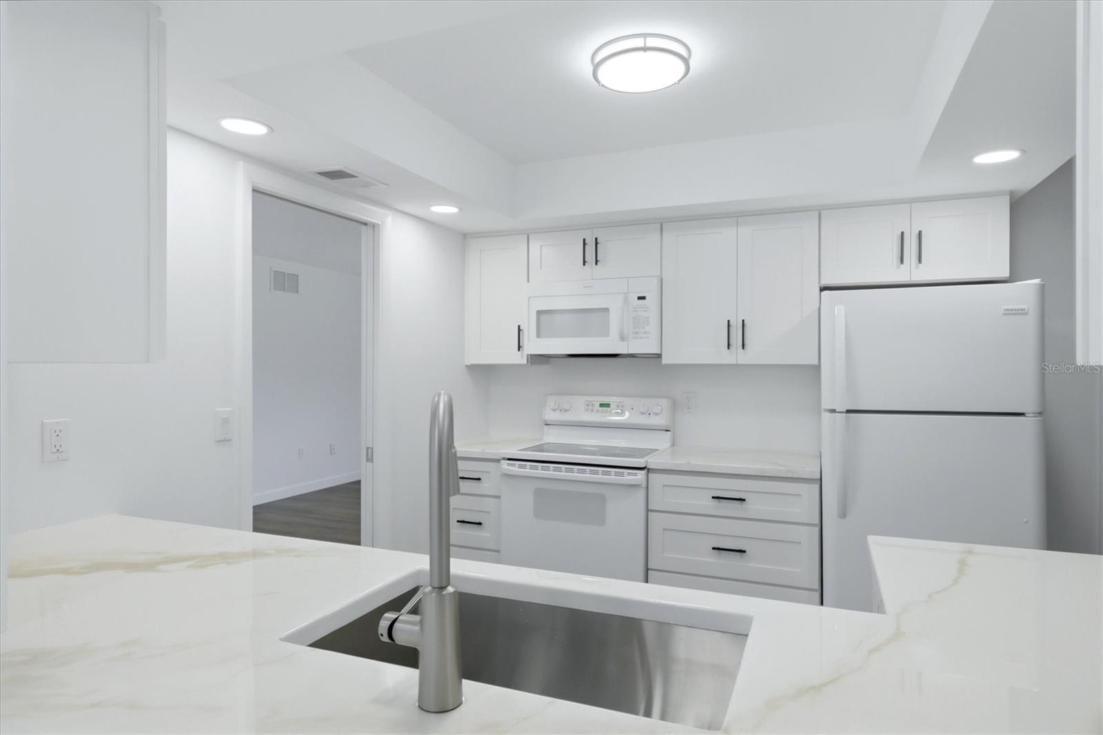 4100 TEE RD, SARASOTA, FL, 34235